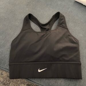 Black Nike women’s sports bra